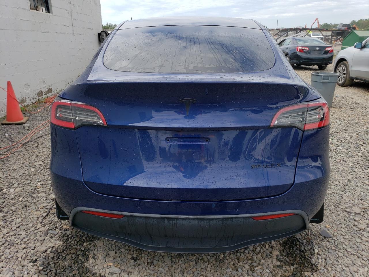 5YJYGDEE5MF117512 2021 Tesla Model Y