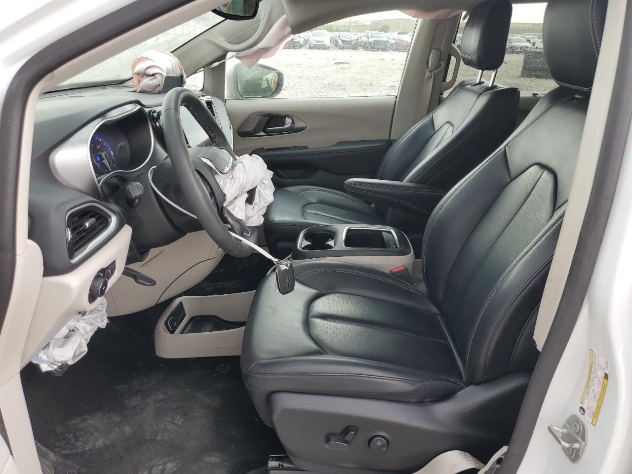 2023 Chrysler Pacifica Touring L VIN: 2C4RC1BG2PR572007 Lot: 66245644