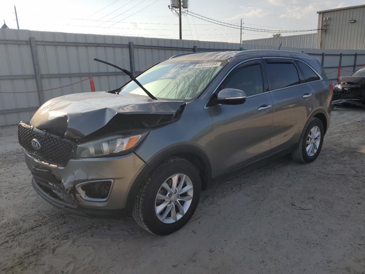 5XYPG4A35HG287786 2017 KIA SORENTO - Image 1