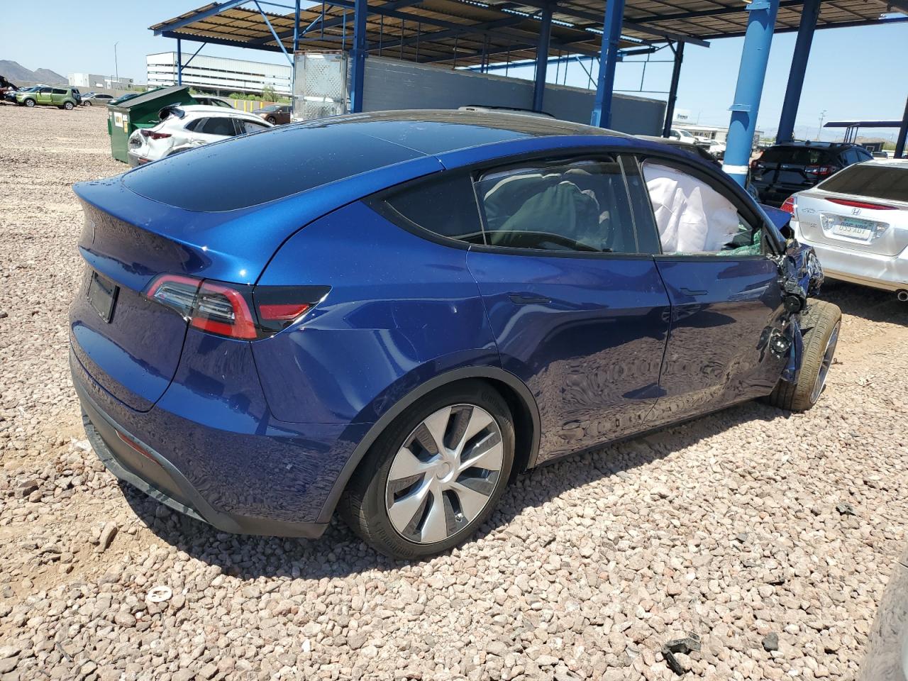 7SAYGDEDXPF964377 Tesla Model Y  3