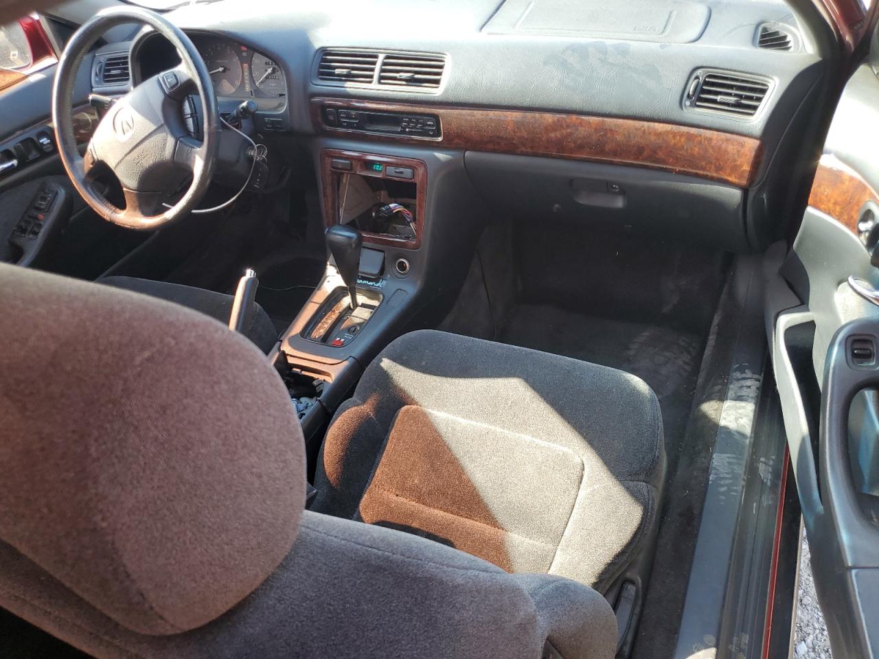 1997 Acura 2.2Cl VIN: 19UYA1240VL001808 Lot: 65760824