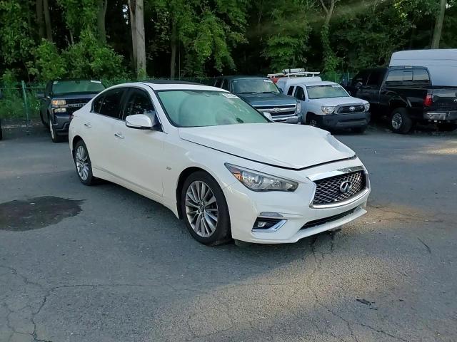 JN1EV7AR9JM436288 2018 Infiniti Q50 Luxe