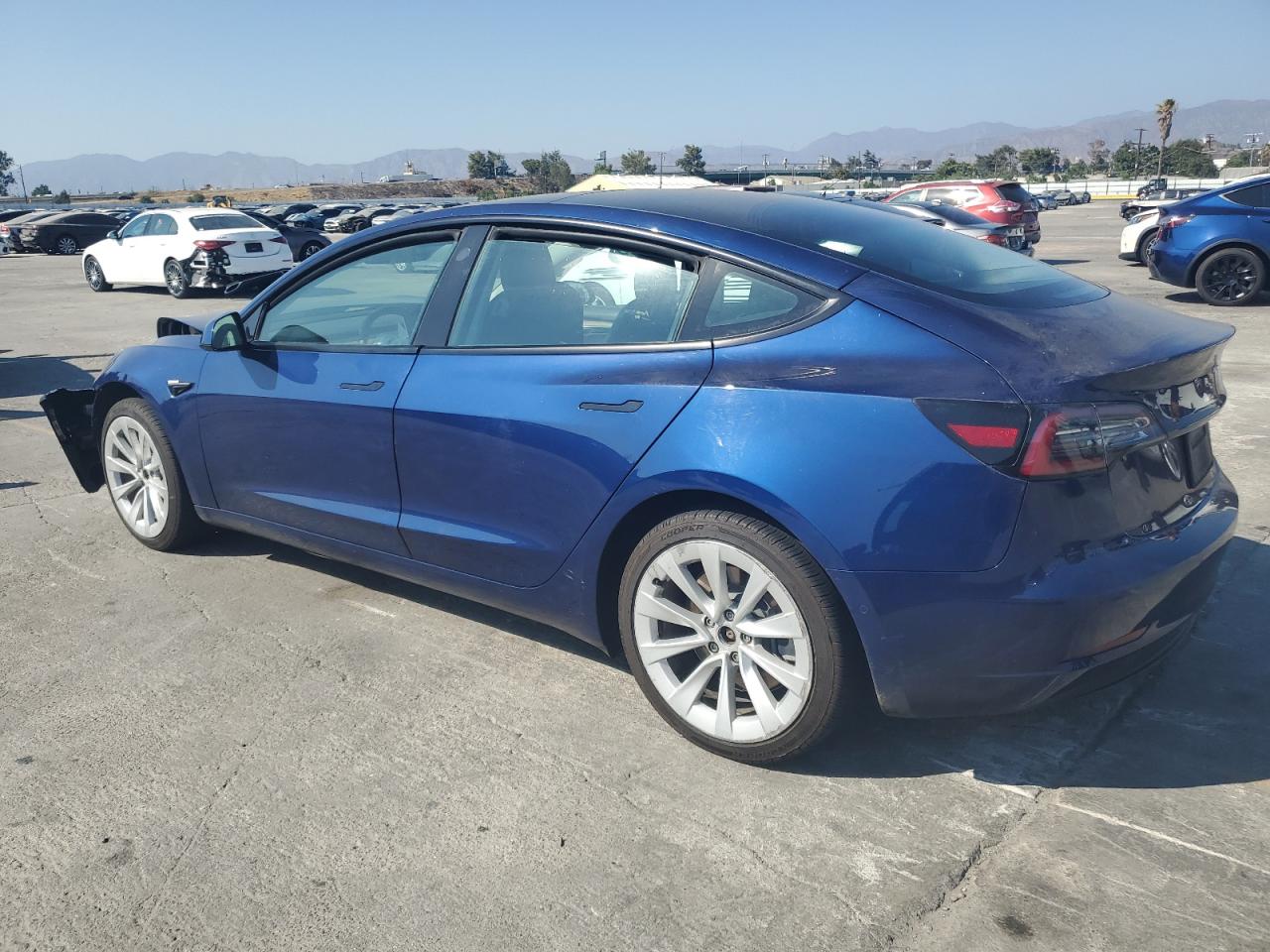 5YJ3E1EAXNF142693 2022 TESLA MODEL 3 - Image 2