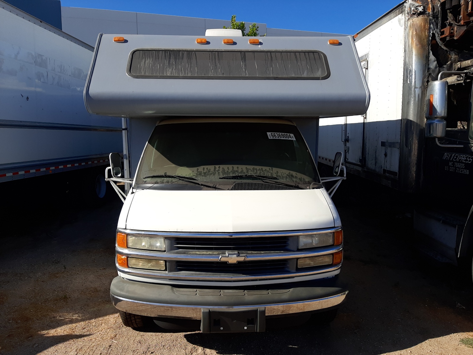 1GBJG31J1Y1170614 2000 Chevrolet Express G3500