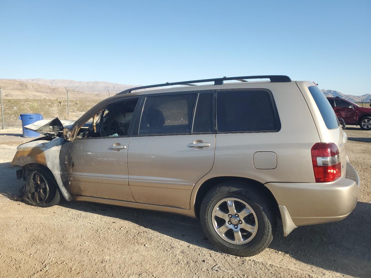 2006 Toyota Highlander - Image 2
