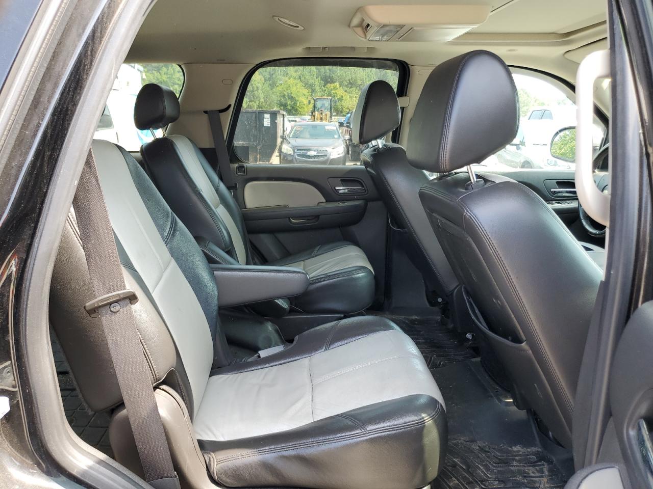 2008 Chevrolet Tahoe K1500 VIN: 1GNFK13088R266659 Lot: 68812194