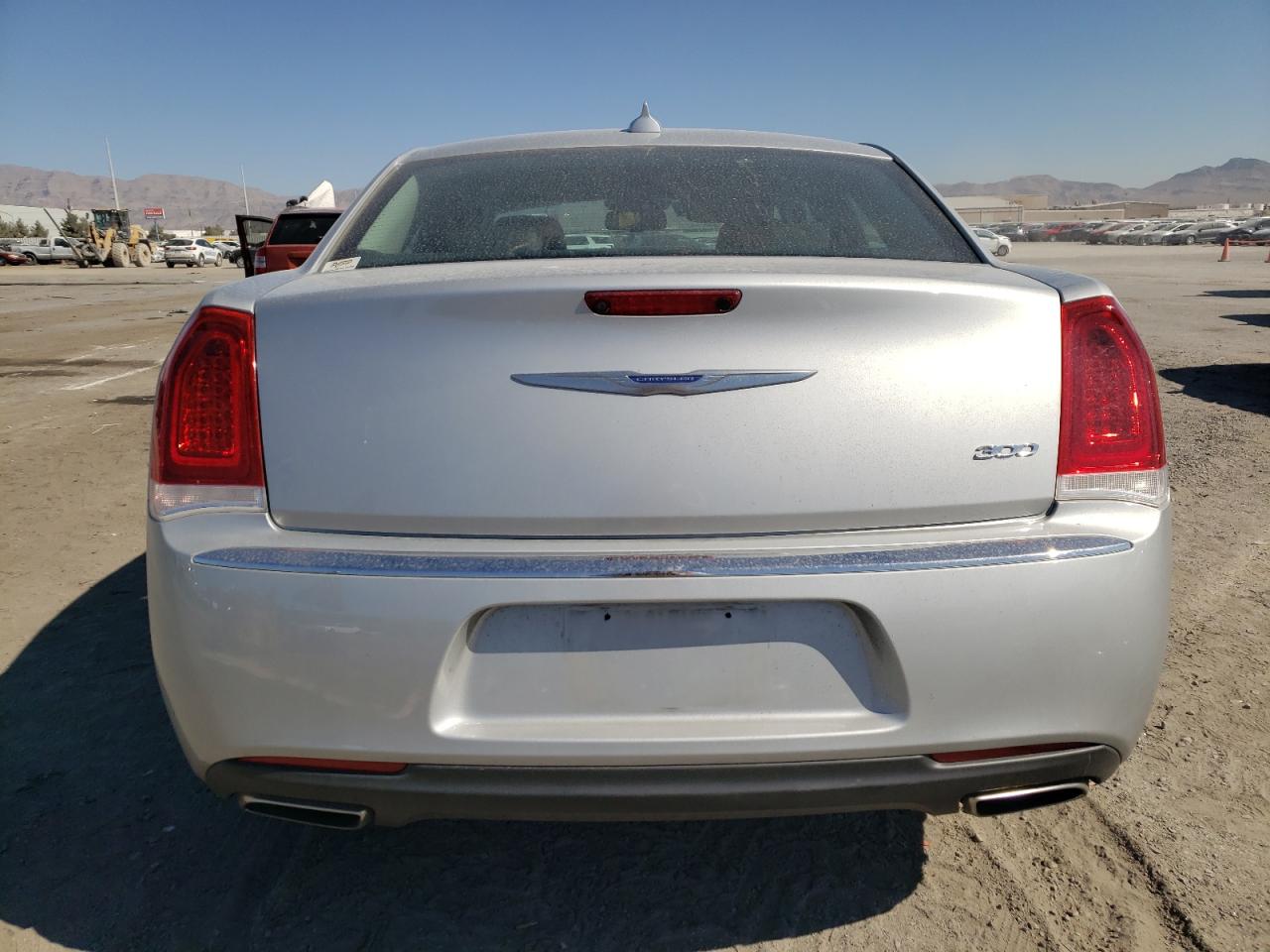 2019 Chrysler 300 Touring VIN: 2C3CCAAG1KH723008 Lot: 69527054