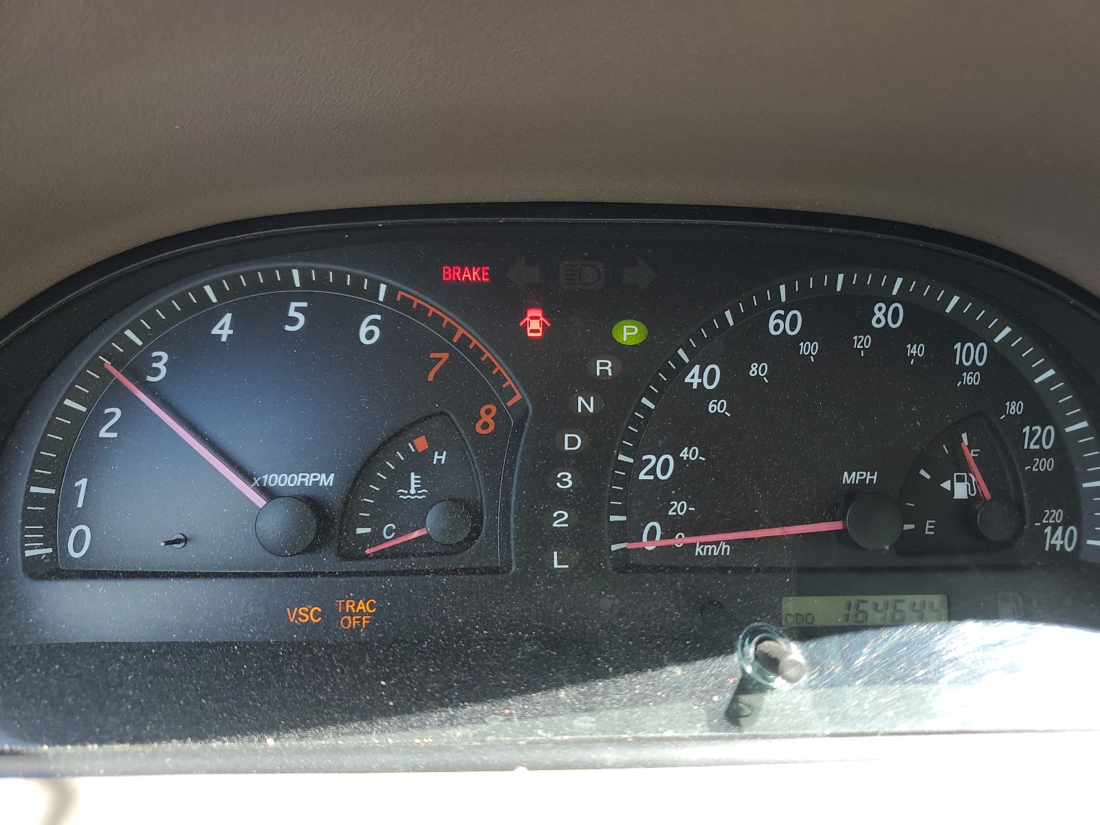 4T1BF30K83U556074 2003 Toyota Camry Le