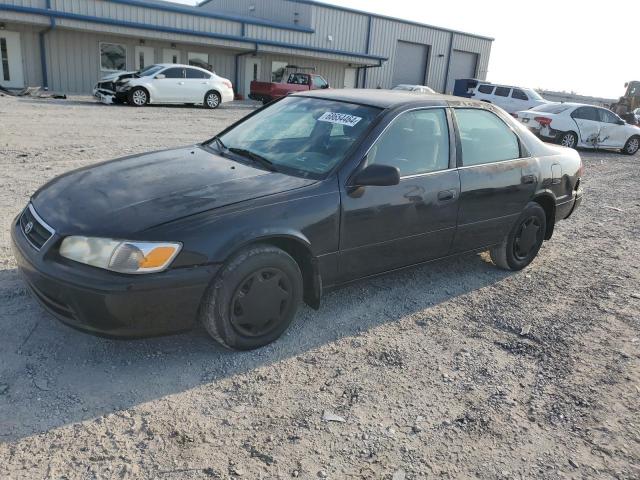 2000 Toyota Camry Ce продається в Earlington, KY - Front End