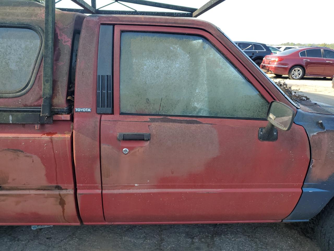 1984 Toyota Pickup 1/2 Ton Rn55 VIN: JT4RN55R4E0057550 Lot: 66578854