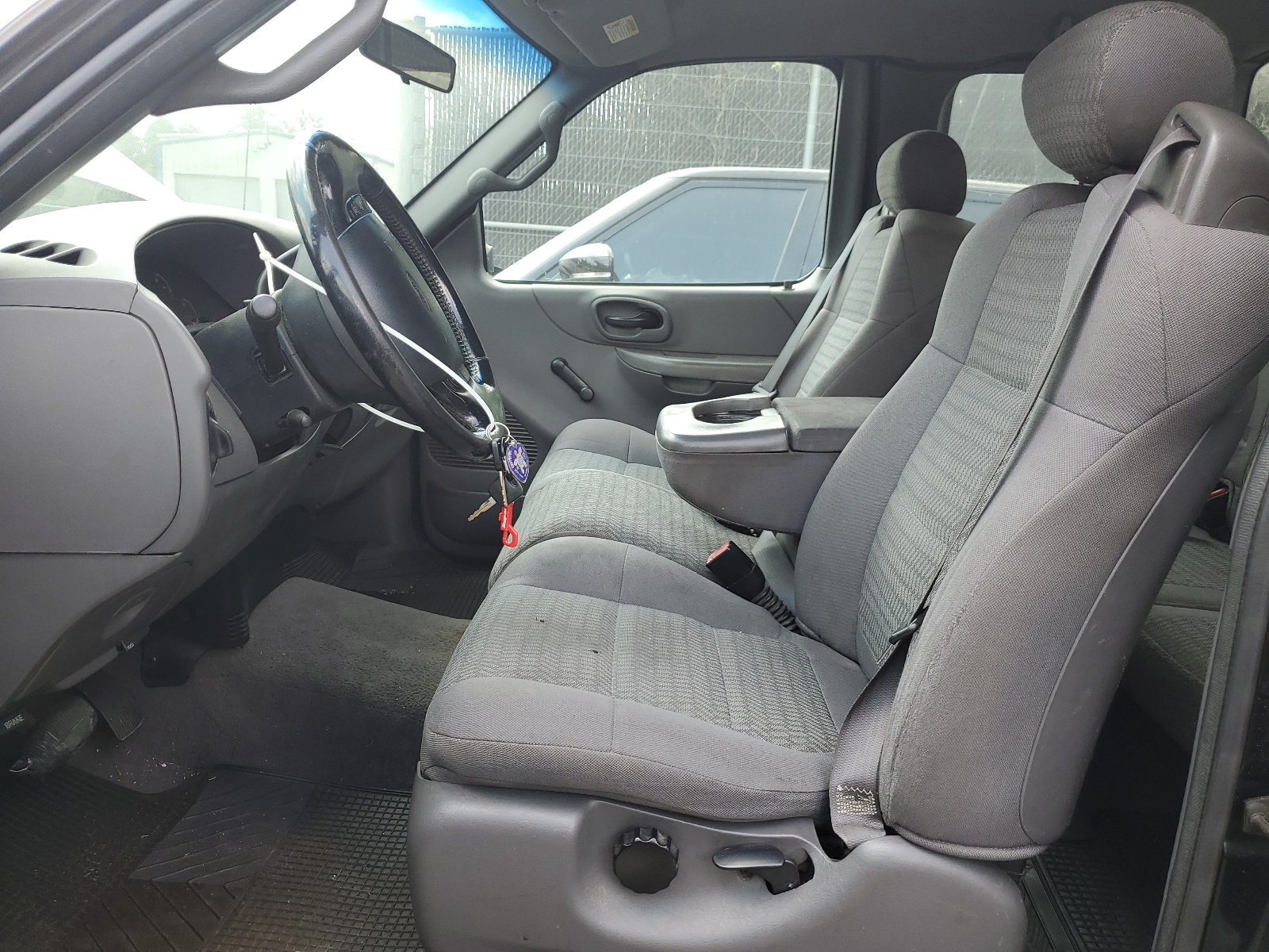 1FTRX17252NA01747 2002 Ford F150