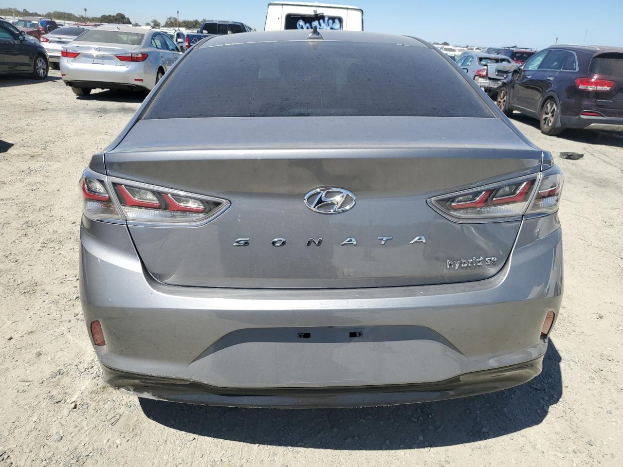 2019 Hyundai Sonata Hybrid VIN: KMHE24L3XKA084561 Lot: 67536094