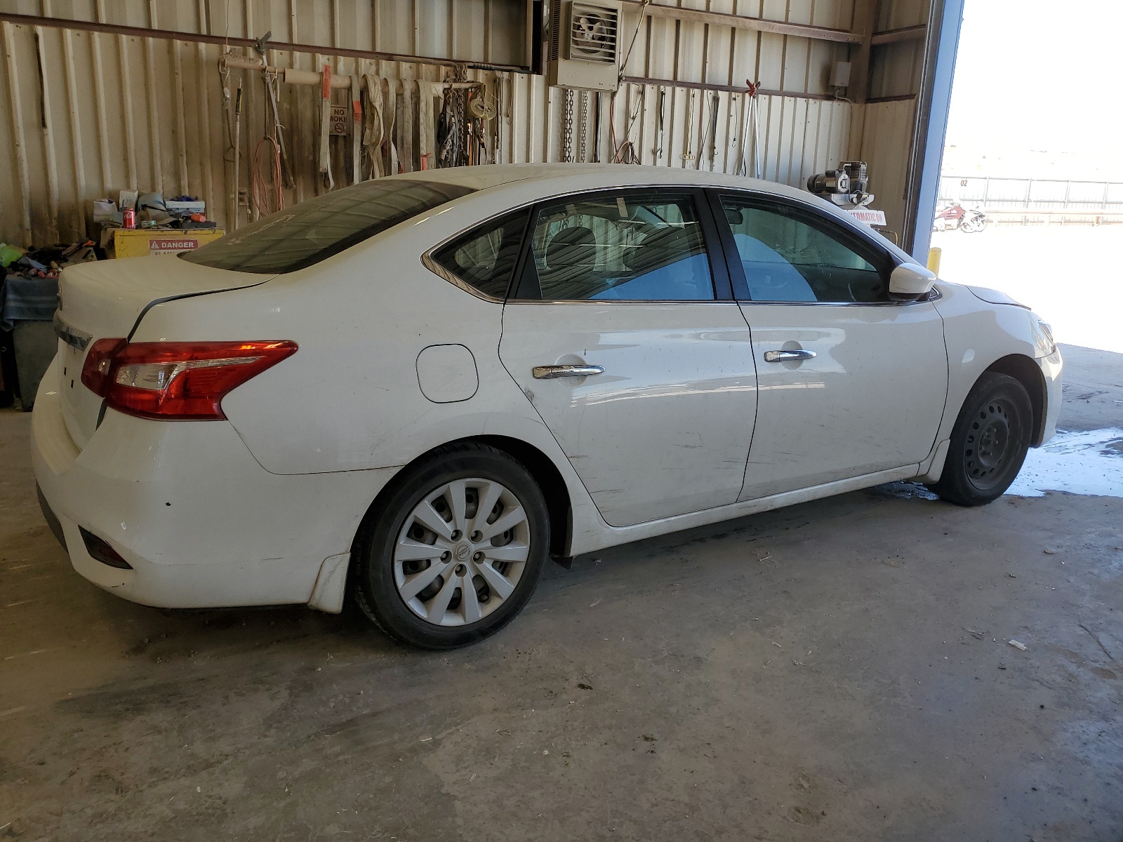 3N1AB7AP3GY307684 2016 Nissan Sentra S