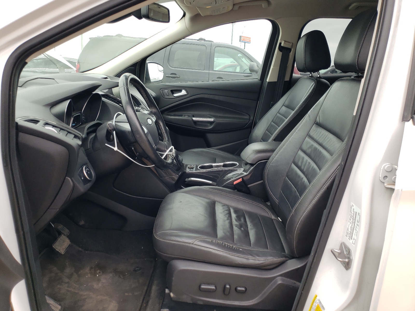 1FMCU9J95FUC62516 2015 Ford Escape Titanium