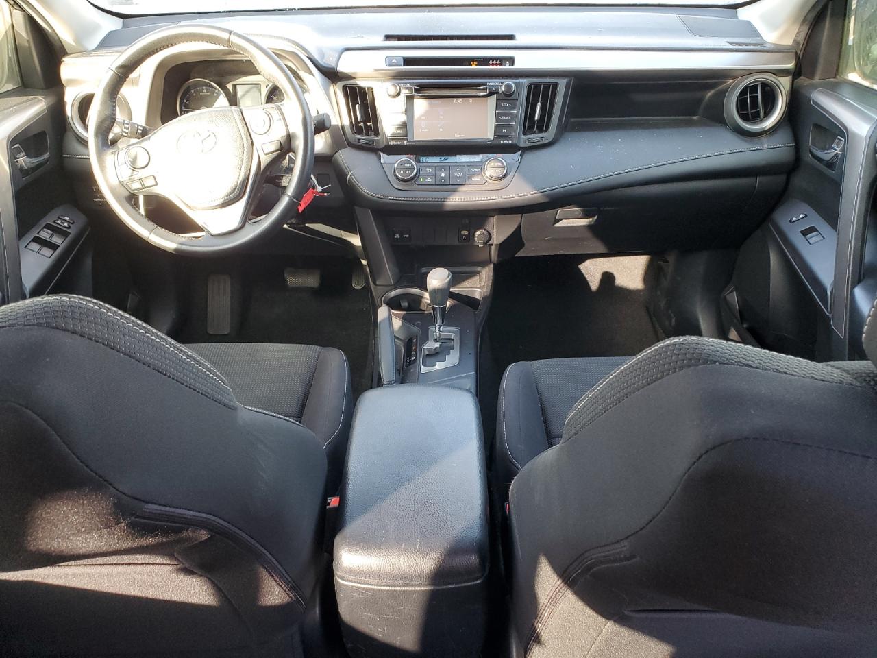 2017 Toyota Rav4 Xle VIN: JTMWFREV8HD102314 Lot: 58611674