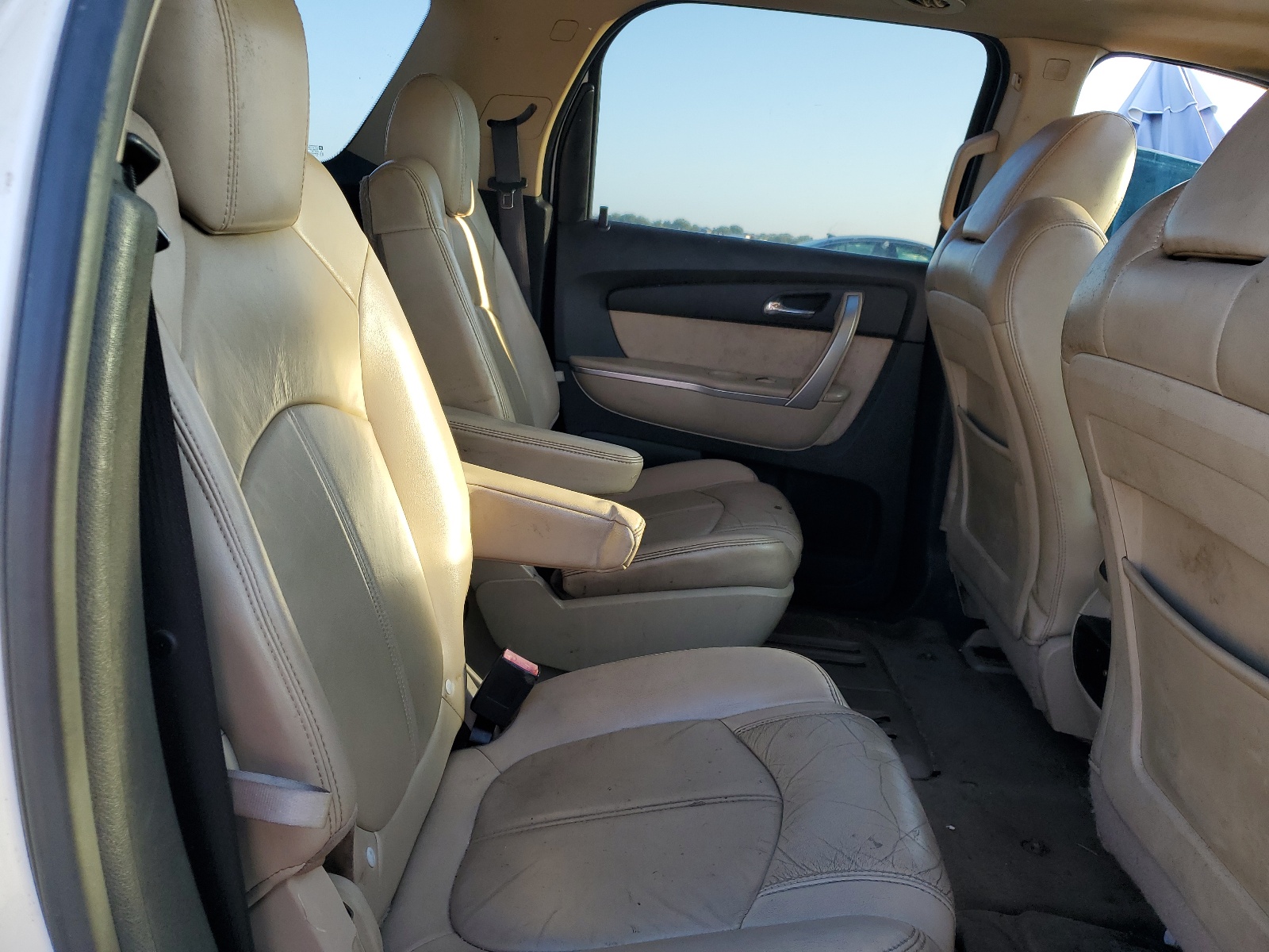 1GKLRMED5AJ136890 2010 GMC Acadia Slt-1