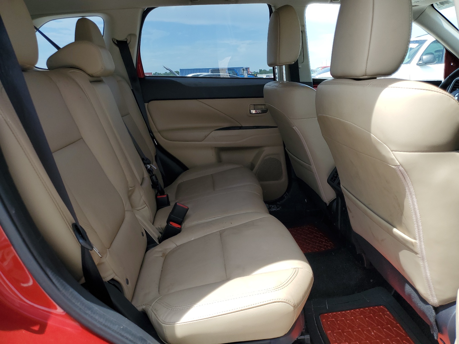 JA4AD3A35KZ047407 2019 Mitsubishi Outlander Se