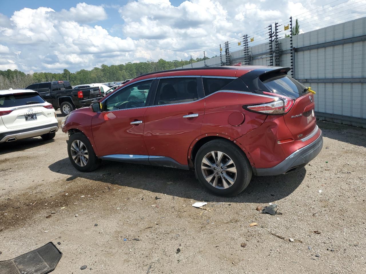 2015 Nissan Murano - Image 2