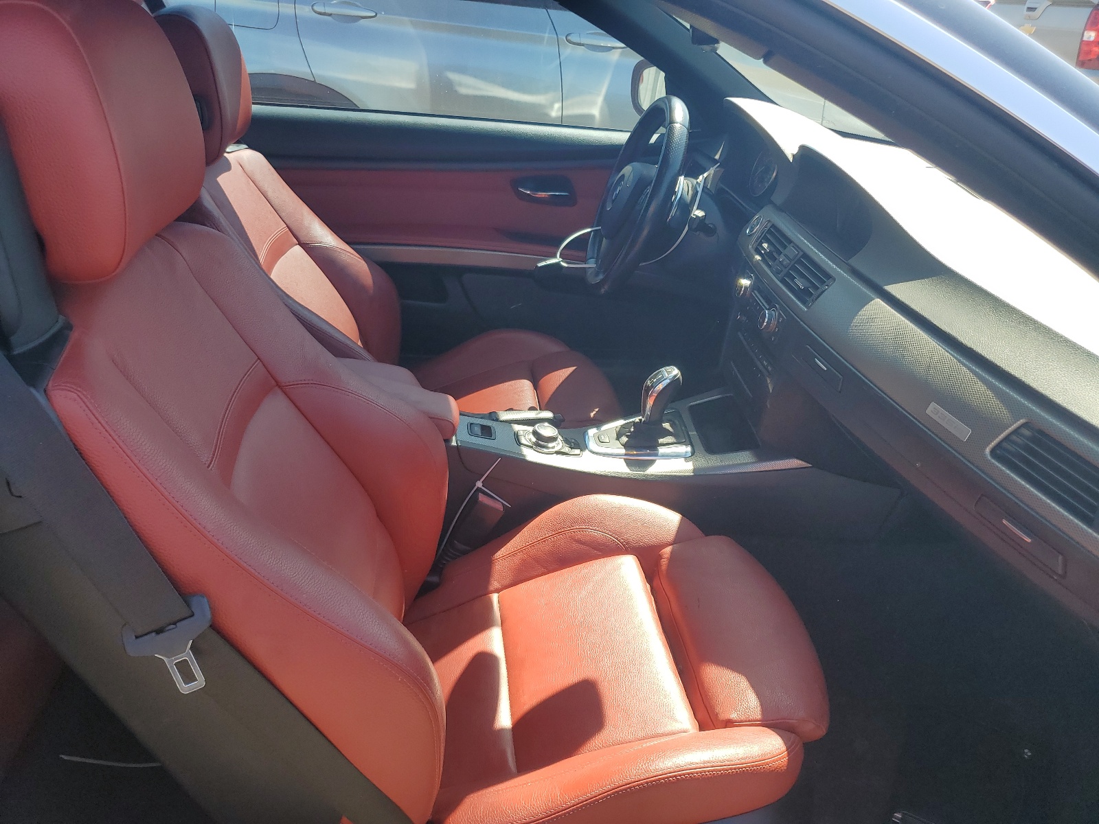 WBADX1C54BE570211 2011 BMW 335 Is