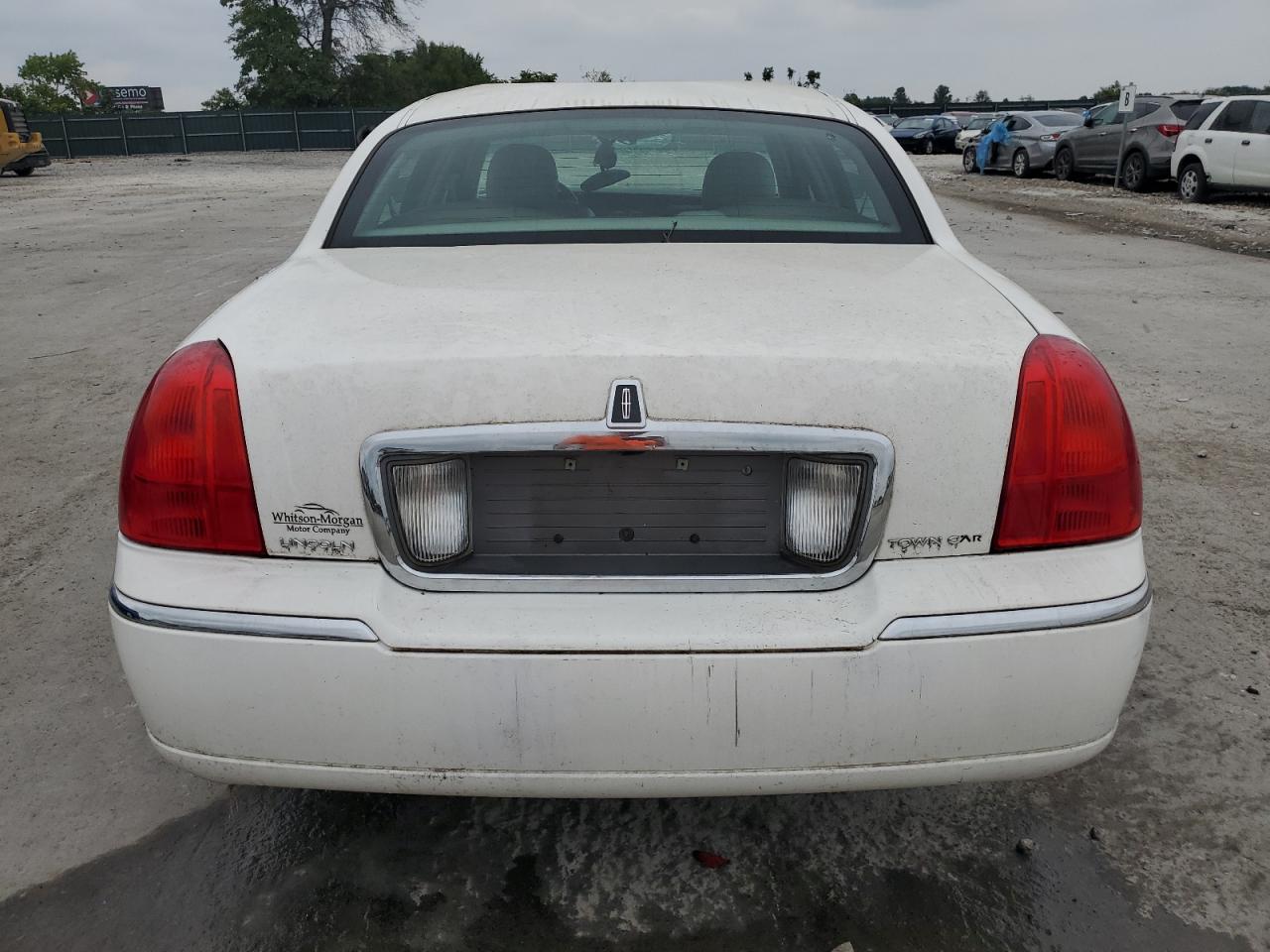 2006 Lincoln Town Car Signature VIN: 1LNHM81WX6Y608302 Lot: 67494014