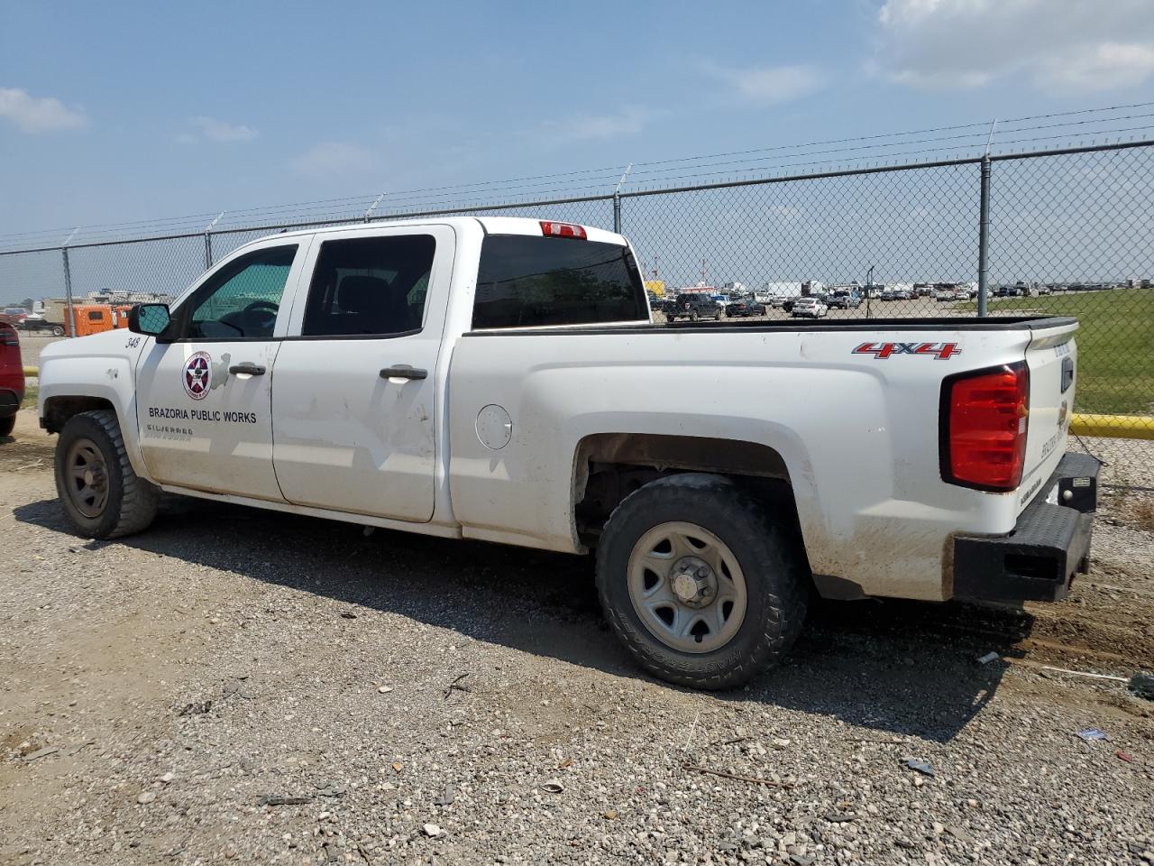 2014 Chevrolet Silverado - Image 2