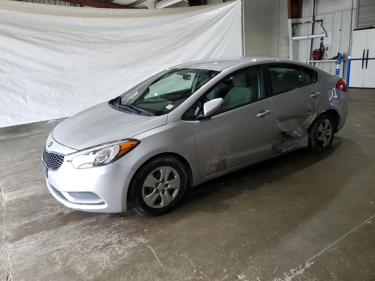 KNAFK4A62G5527353 2016 KIA FORTE - Image 1