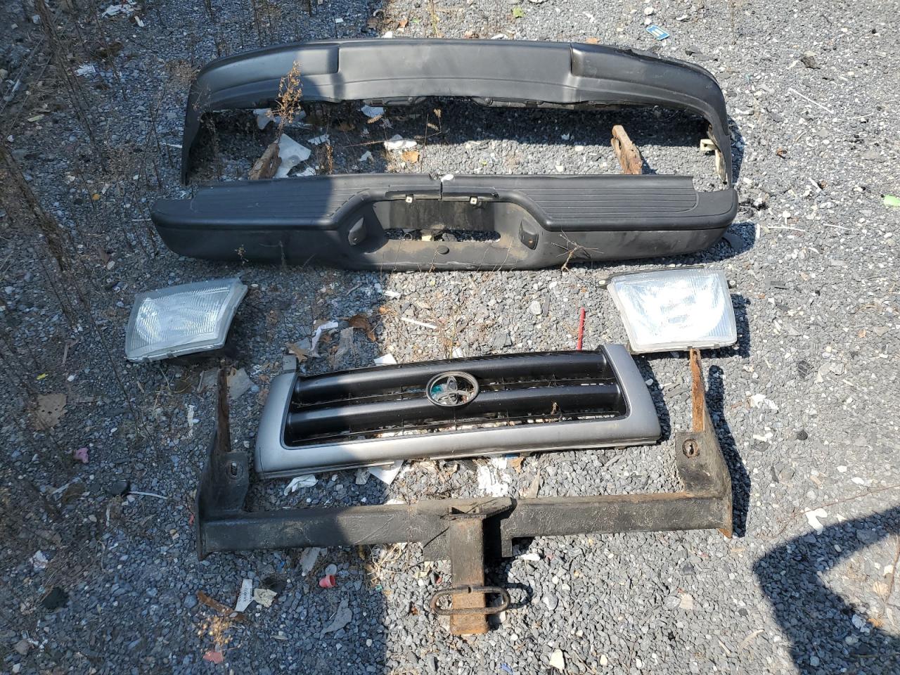 1999 Toyota Tacoma Xtracab VIN: 4TAWM72N0XZ417376 Lot: 67356964