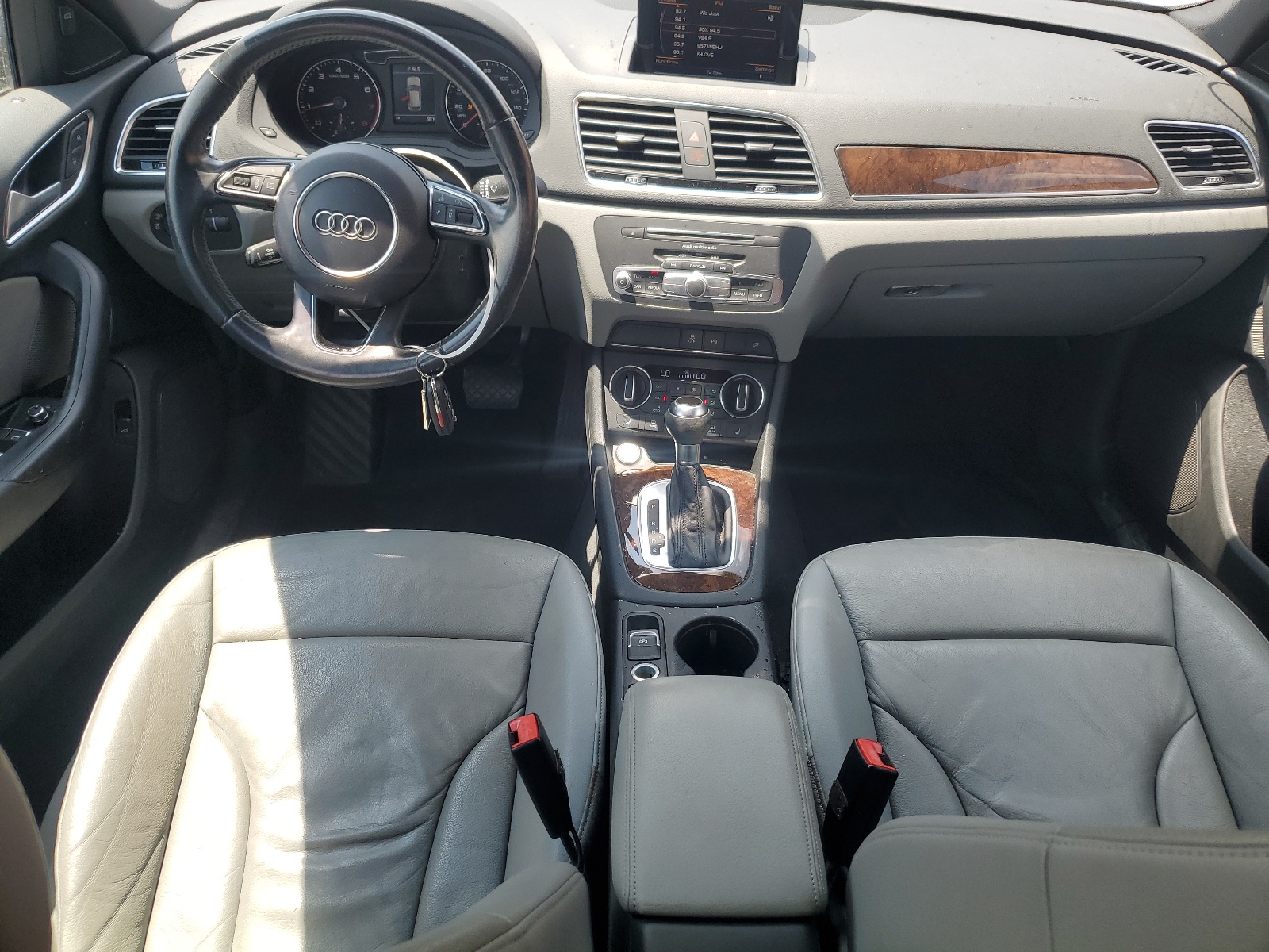 WA1HCCFS5HR004969 2017 Audi Q3 Premium Plus