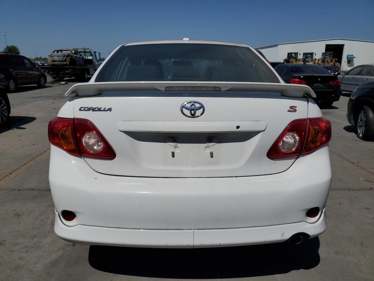 2010 Toyota Corolla Base VIN: 2T1BU4EE6AC437971 Lot: 69660024