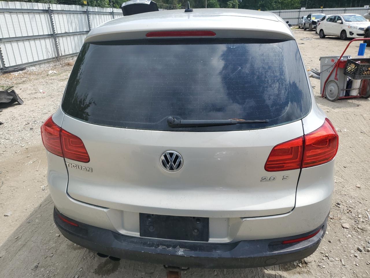 2012 Volkswagen Tiguan S VIN: WVGAV7AX8CW561926 Lot: 69694244