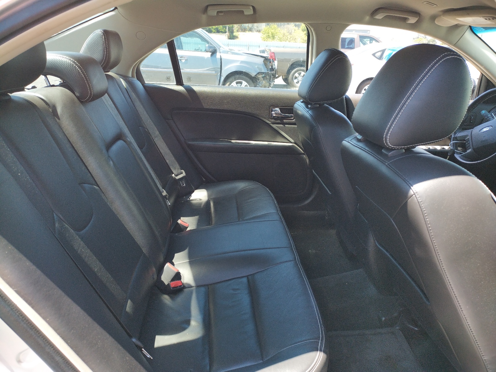 3FAHP0JG1BR186165 2011 Ford Fusion Sel