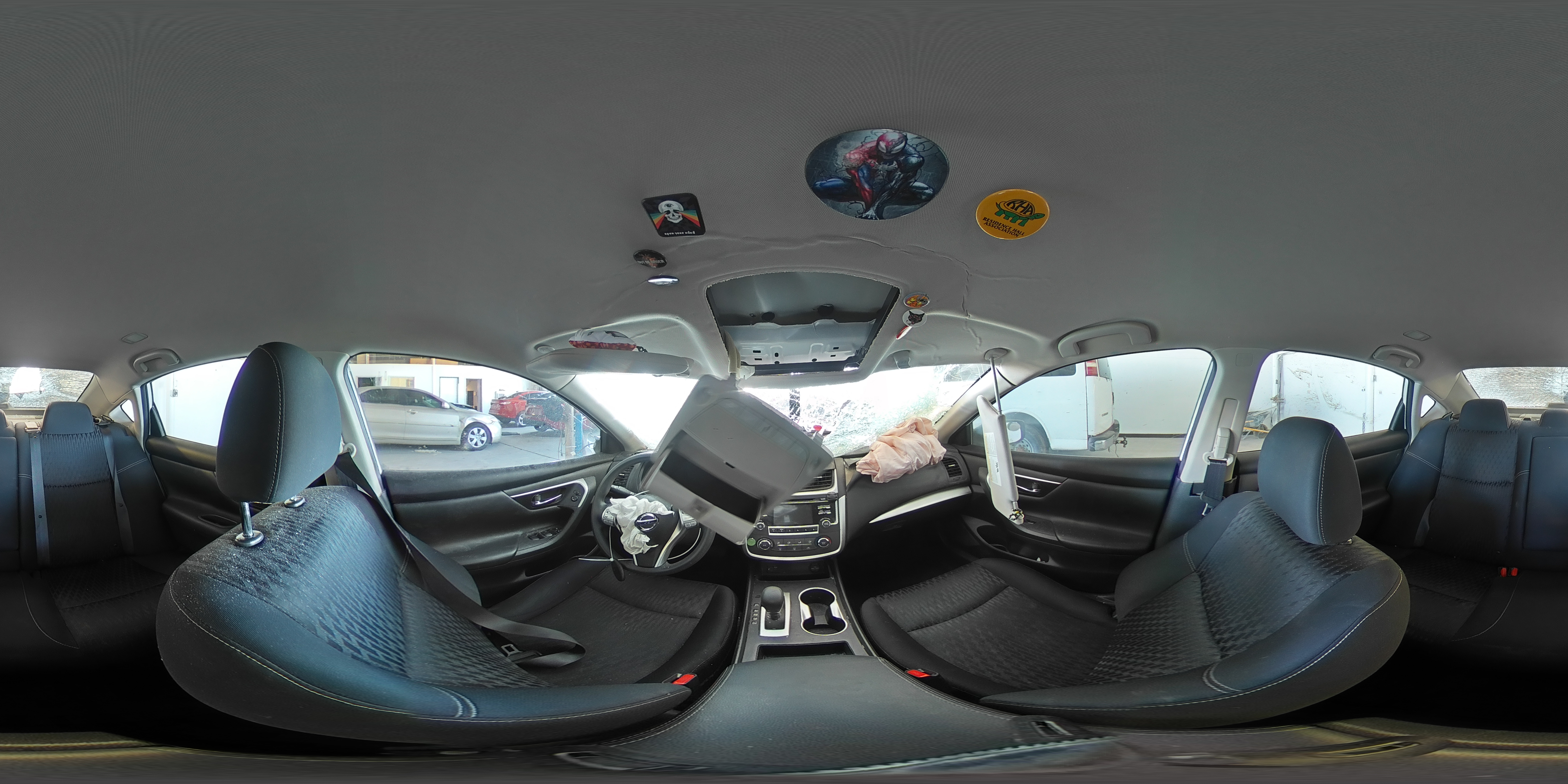 2018 Nissan Altima - Image 12
