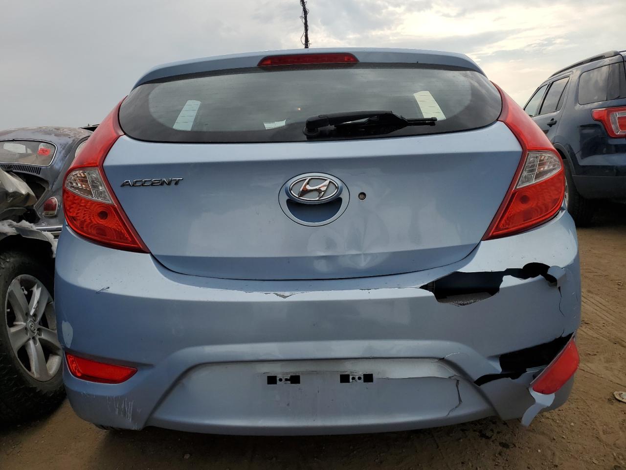 KMHCT5AE2EU182341 2014 Hyundai Accent Gls