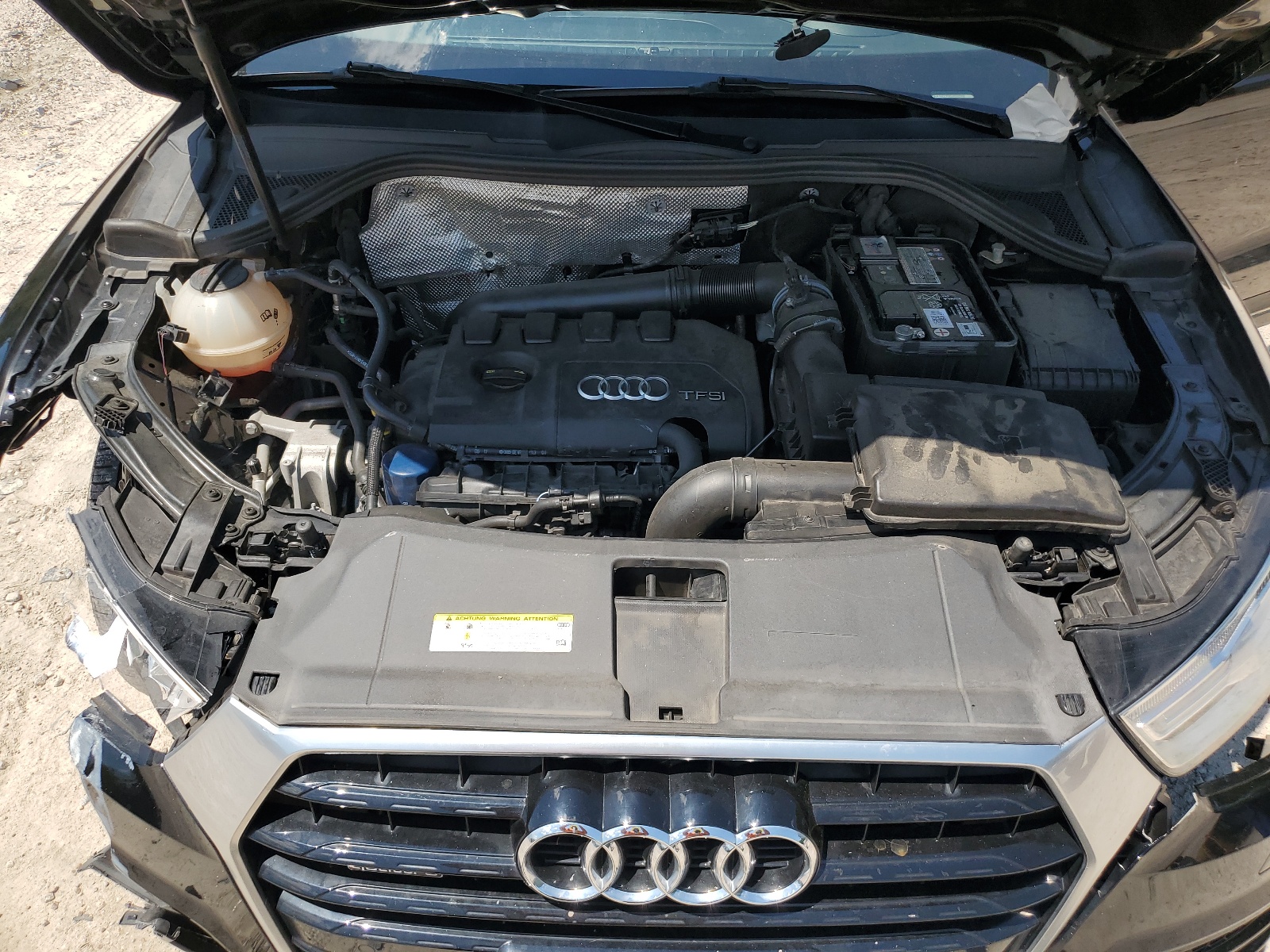 WA1ECCFS0JR002202 2018 Audi Q3 Premium