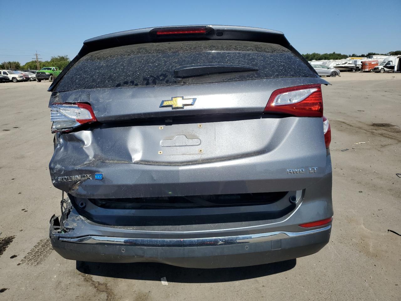 3GNAXUEU5JL308215 2018 Chevrolet Equinox Lt