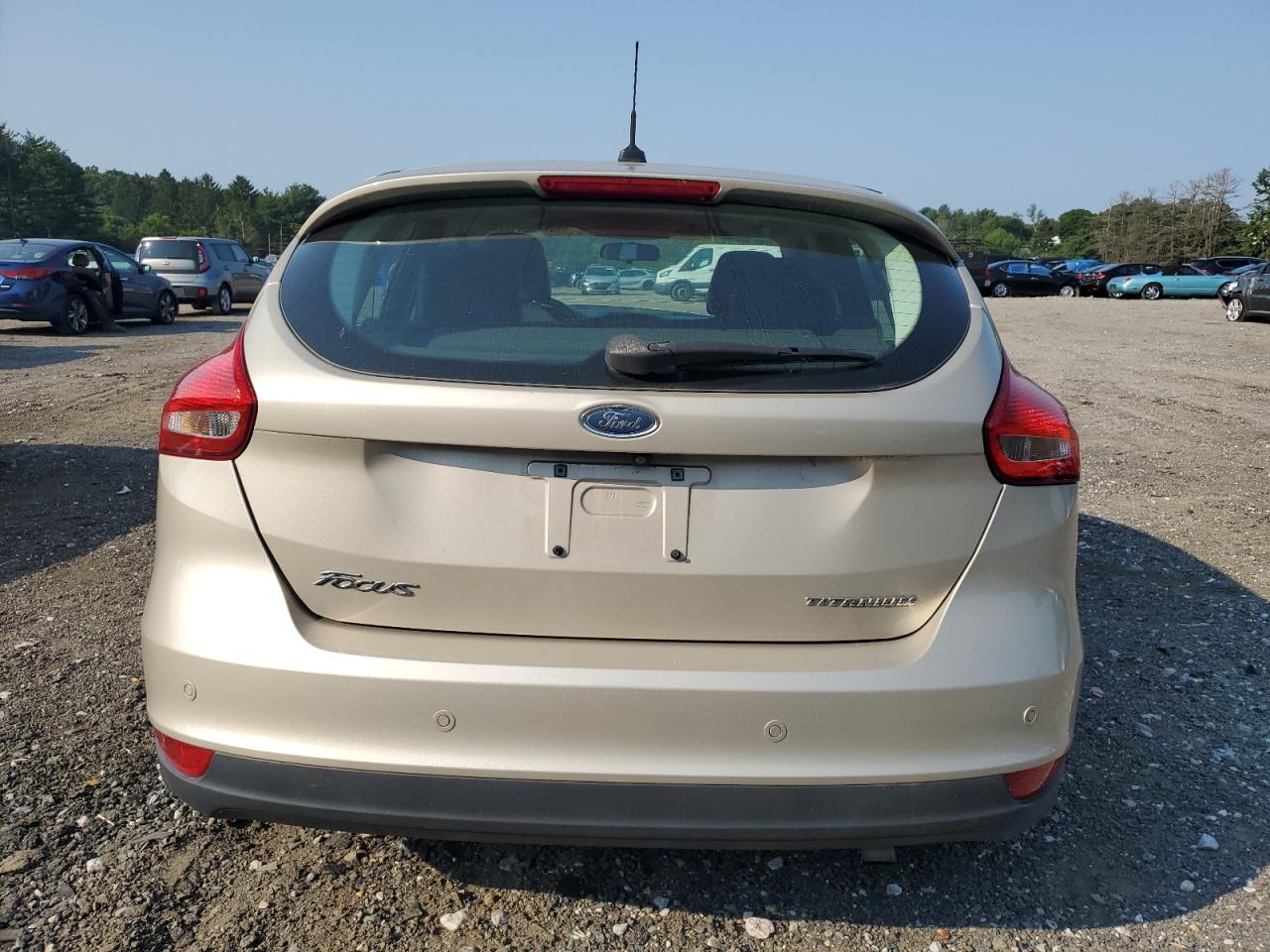 1FADP3N2XHL202479 2017 Ford Focus Titanium