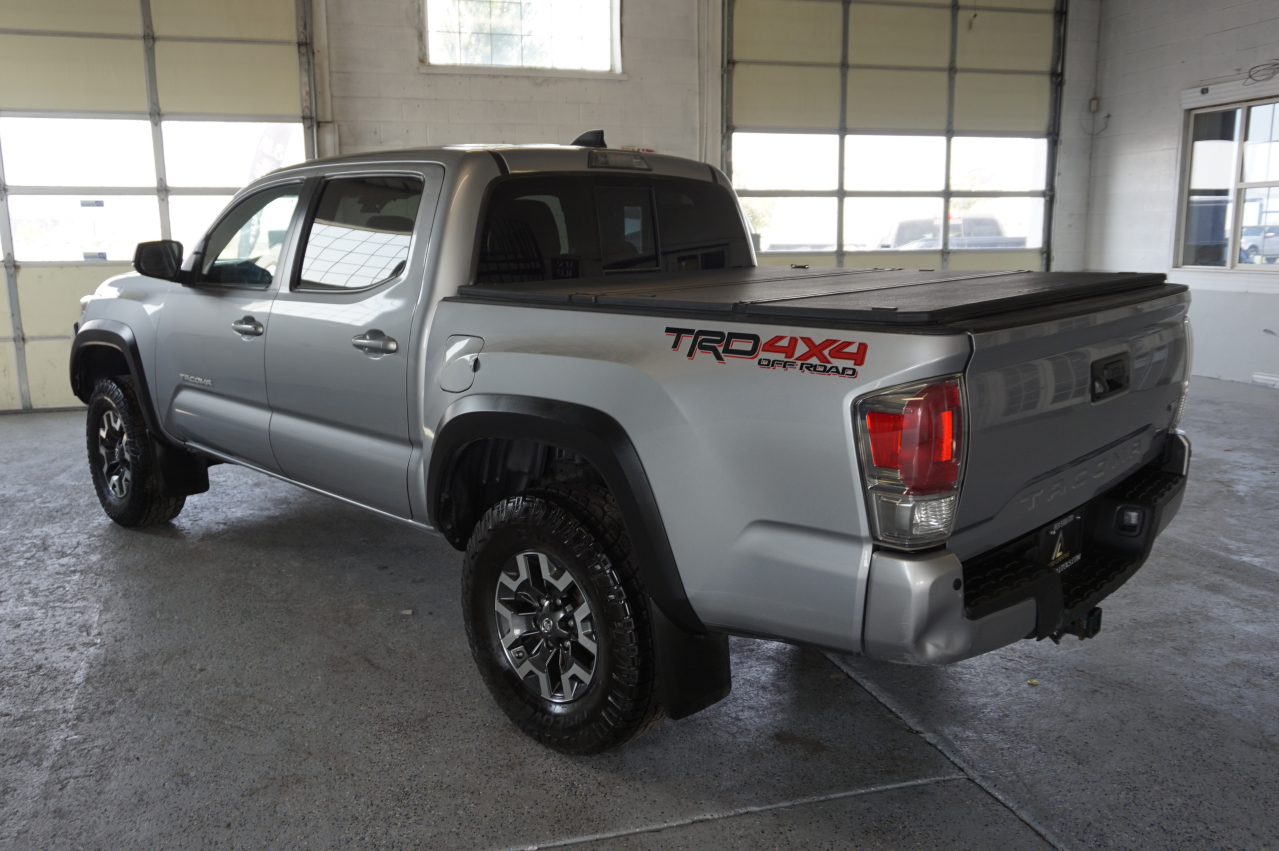 2020 Toyota Tacoma Double Cab vin: 3TMCZ5AN6LM316532