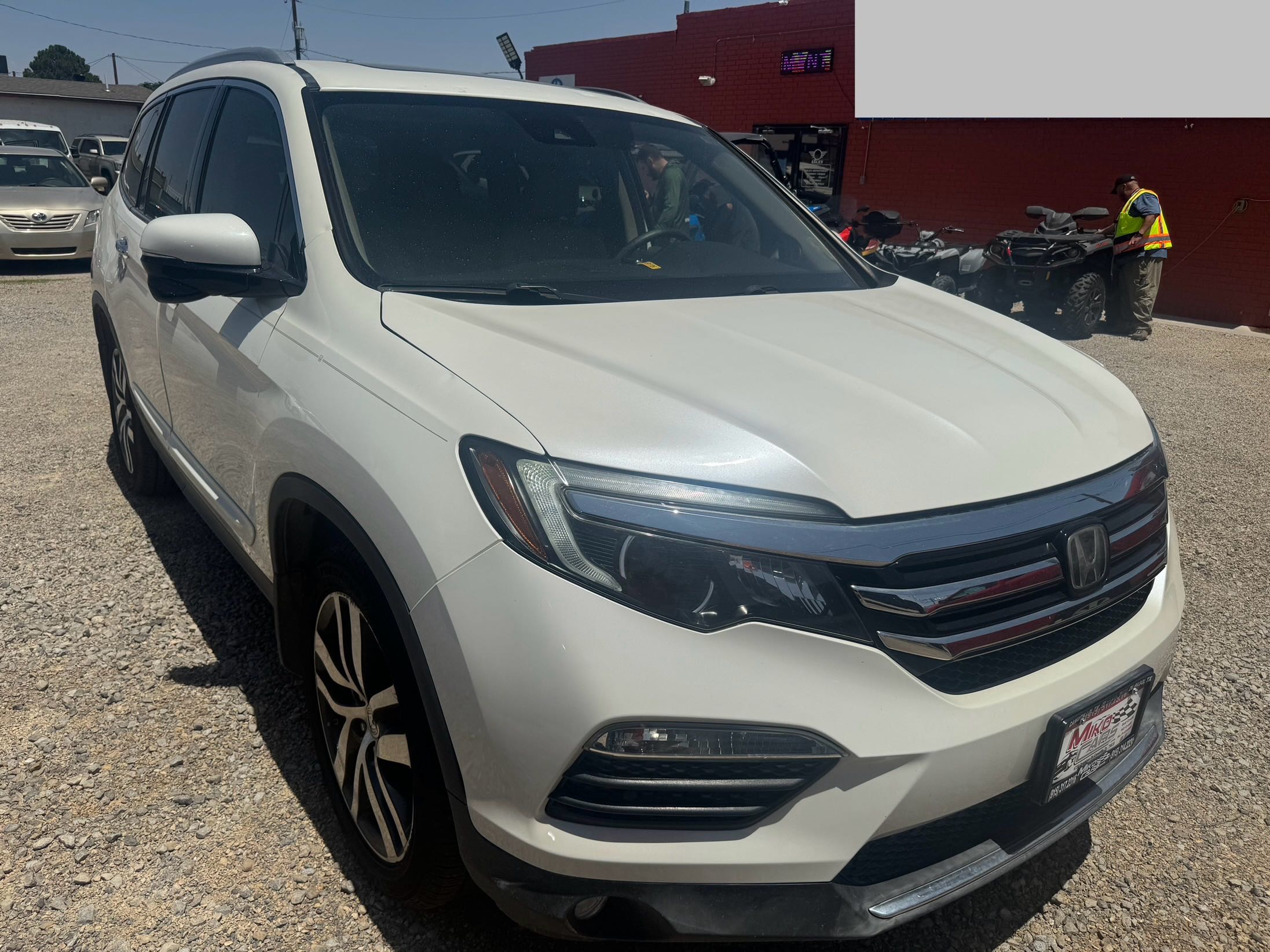 2017 Honda Pilot Touring vin: 5FNYF5H94HB025126