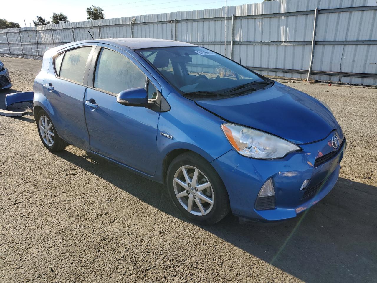 JTDKDTB30C1028269 2012 Toyota Prius C