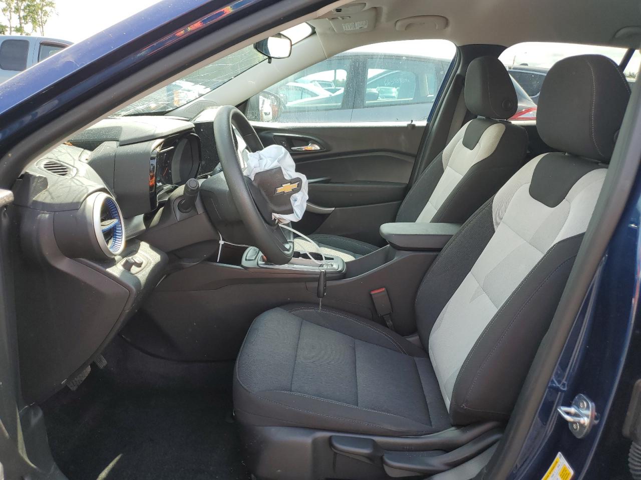 2024 Chevrolet Trax Ls VIN: KL77LFE22RC066934 Lot: 66553014