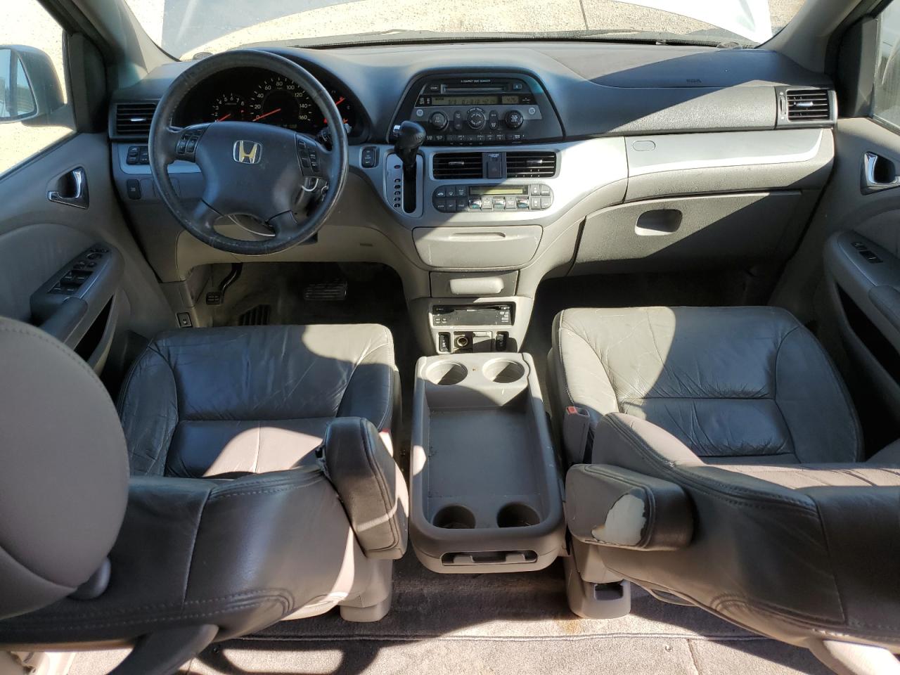 2008 Honda Odyssey - Image 8