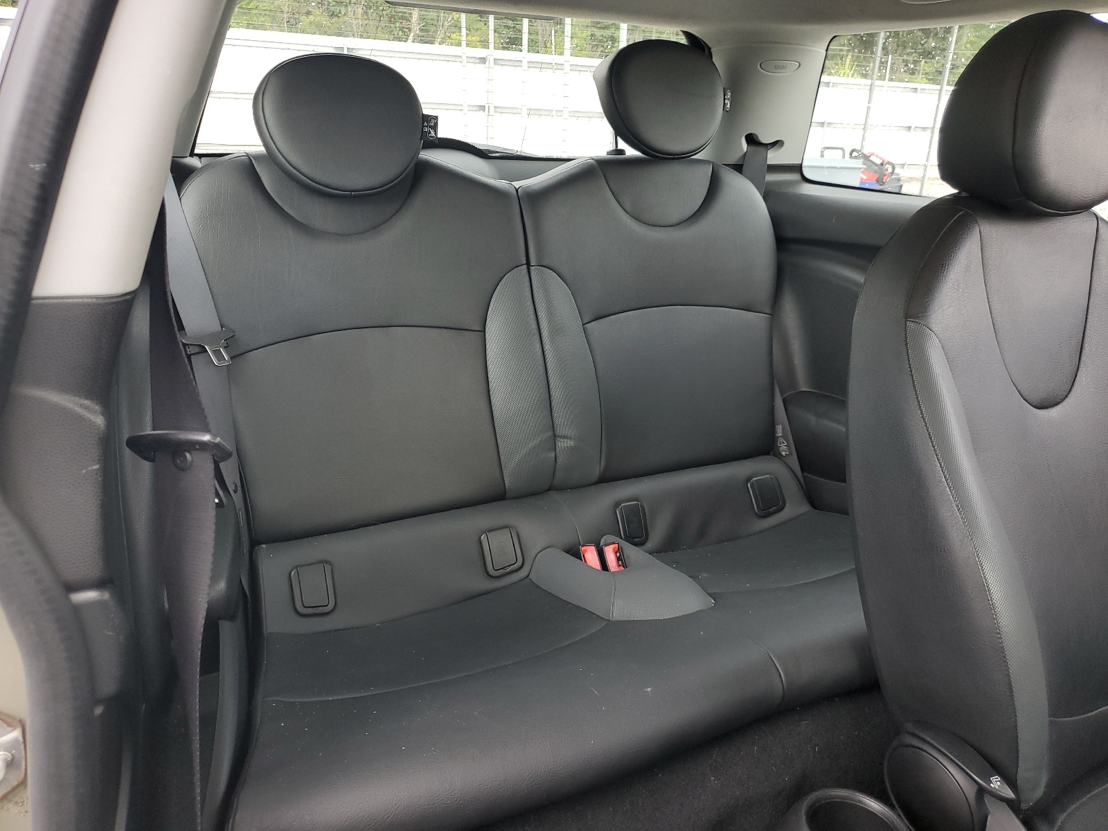 WMWMF3C55ATZ66334 2010 Mini Cooper