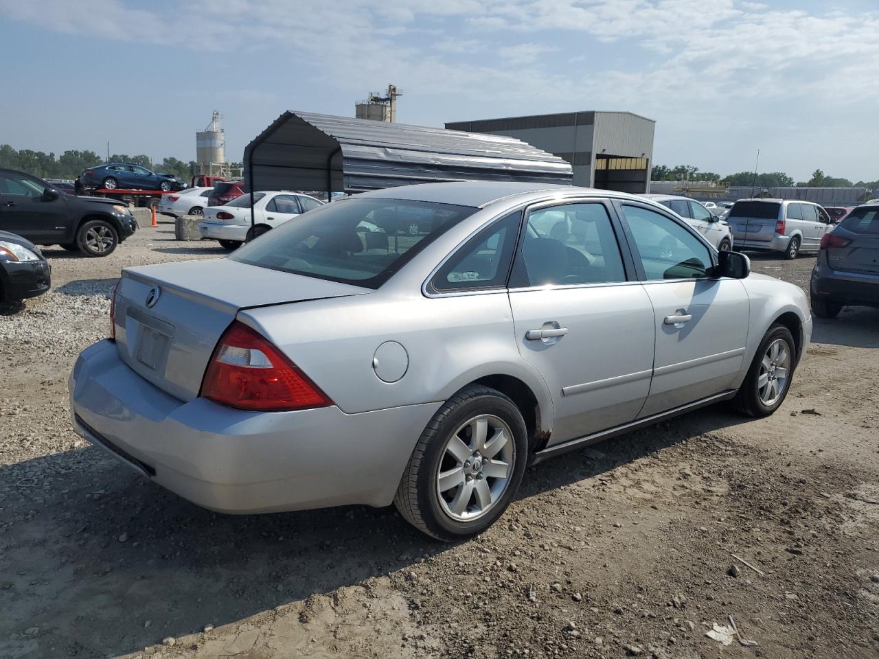 2005 Mercury Montego Luxury VIN: 1MEFM40125G620733 Lot: 67879094