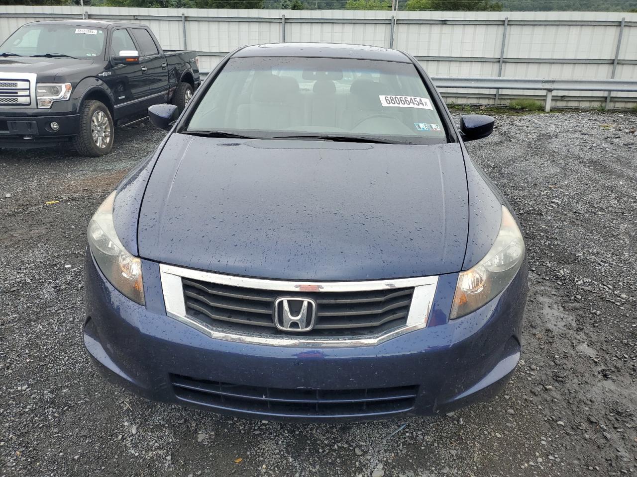 2010 Honda Accord - Image 5