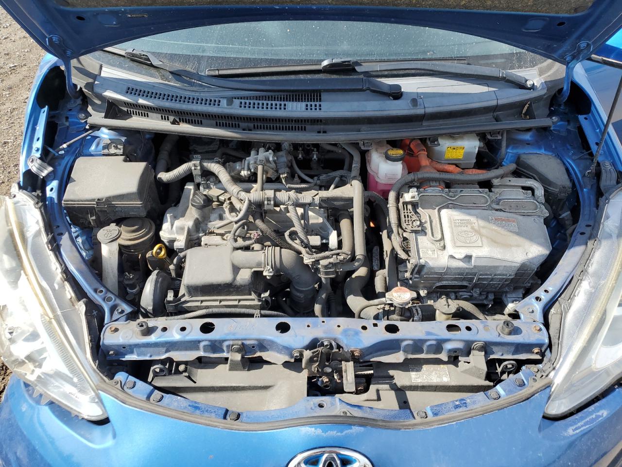 JTDKDTB33G1118411 2016 Toyota Prius C