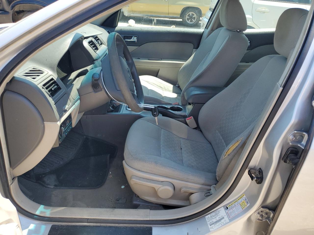 2010 Ford Fusion S VIN: 3FAHP0GA3AR129094 Lot: 65830284