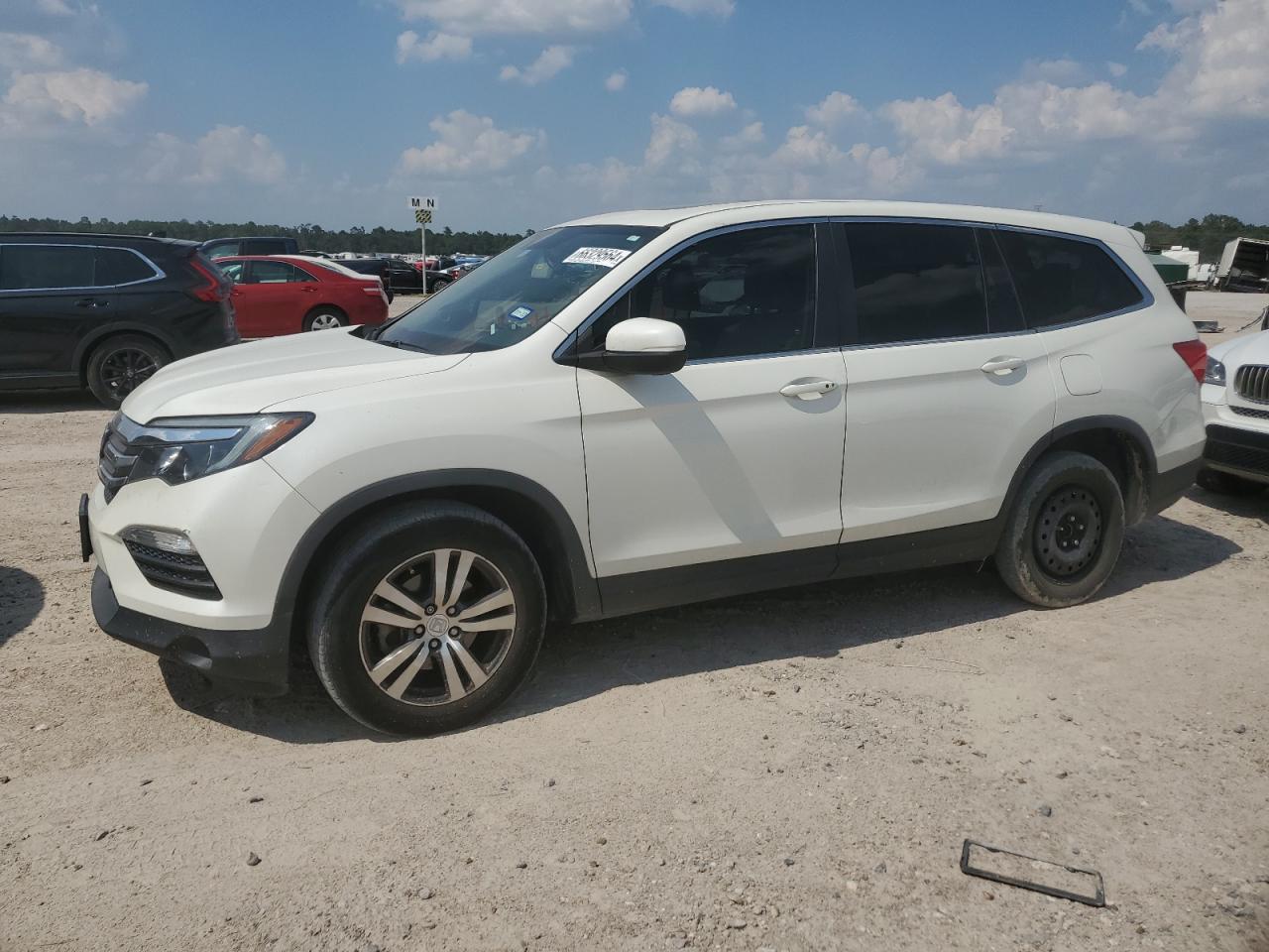 5FNYF5H70HB013604 2017 Honda Pilot Exln