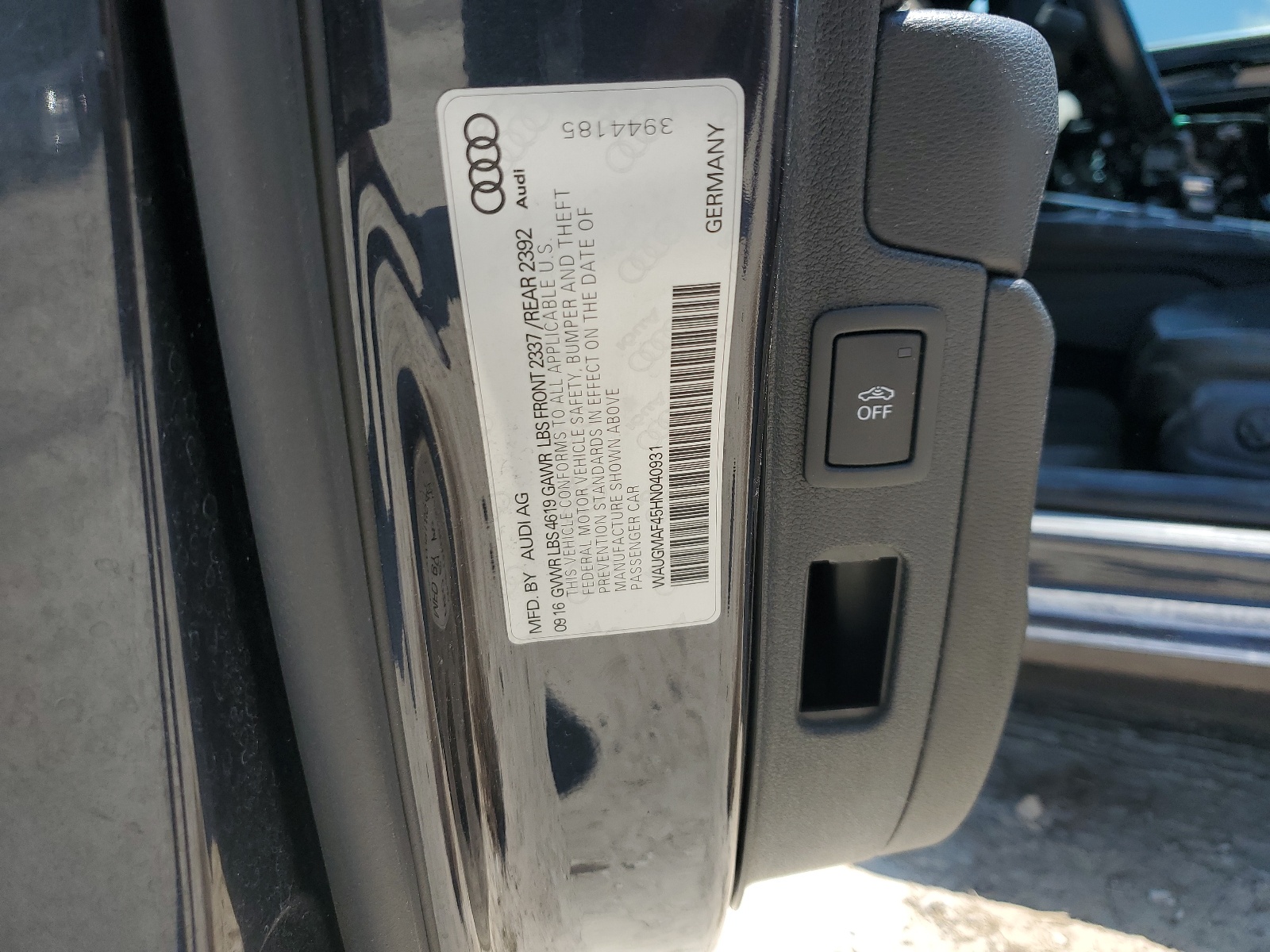 WAUGMAF45HN040931 2017 Audi A4 Ultra Premium