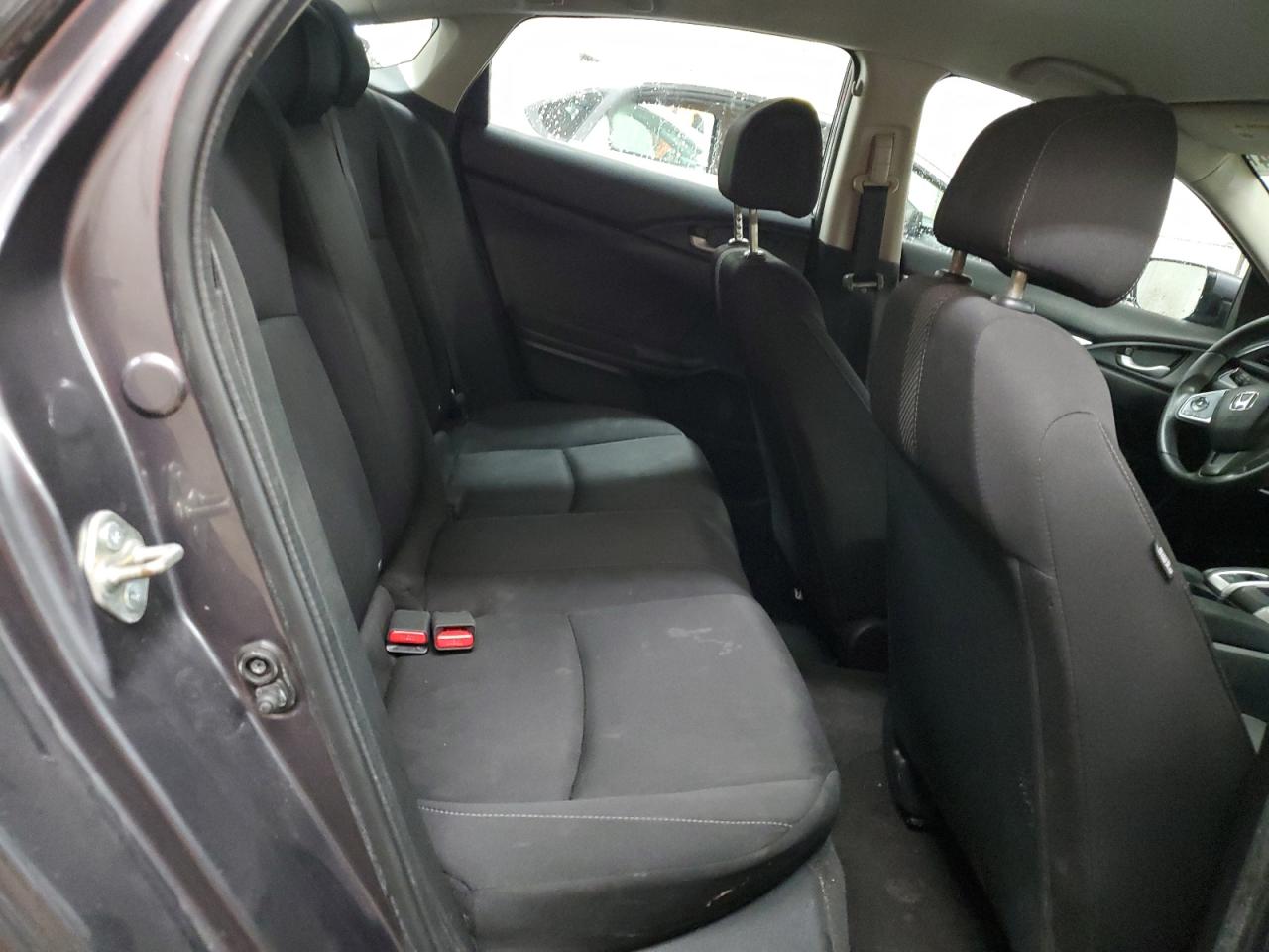 19XFC2F57GE031408 2016 Honda Civic Lx