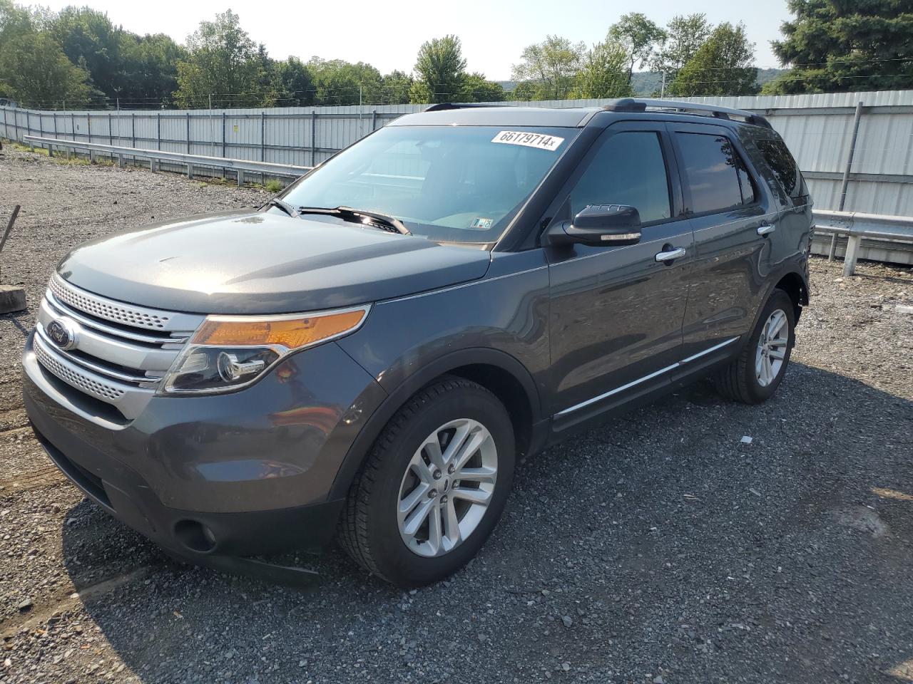 1FM5K8D80FGB06295 2016 FORD EXPLORER - Image 1